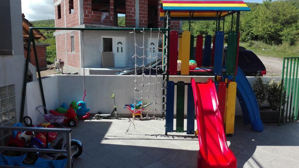Apartments Maja Стар Дойран Екстериор снимка